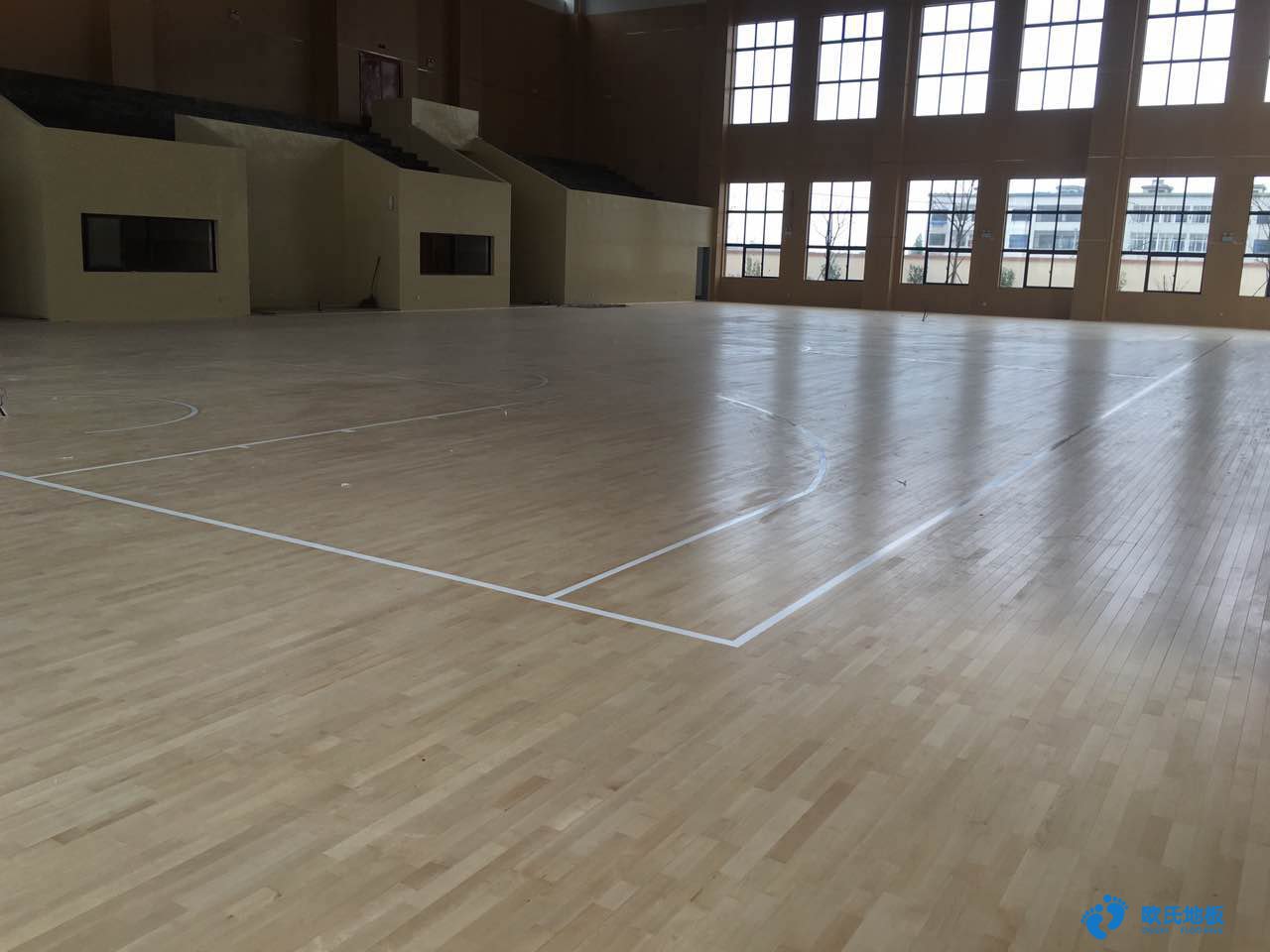 貴陽運(yùn)動木地板廠家 羽毛球運(yùn)動地板施工